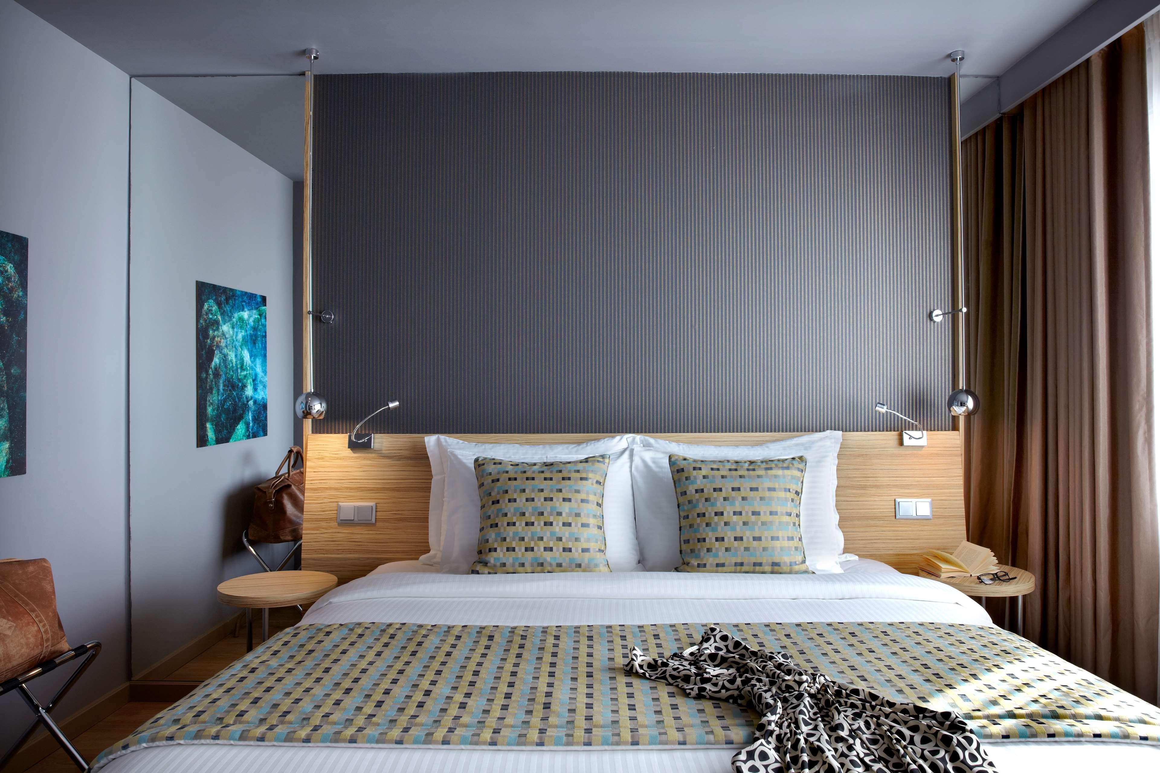 Hotel Wyndham Grand Atene Esterno foto A room at the hotel