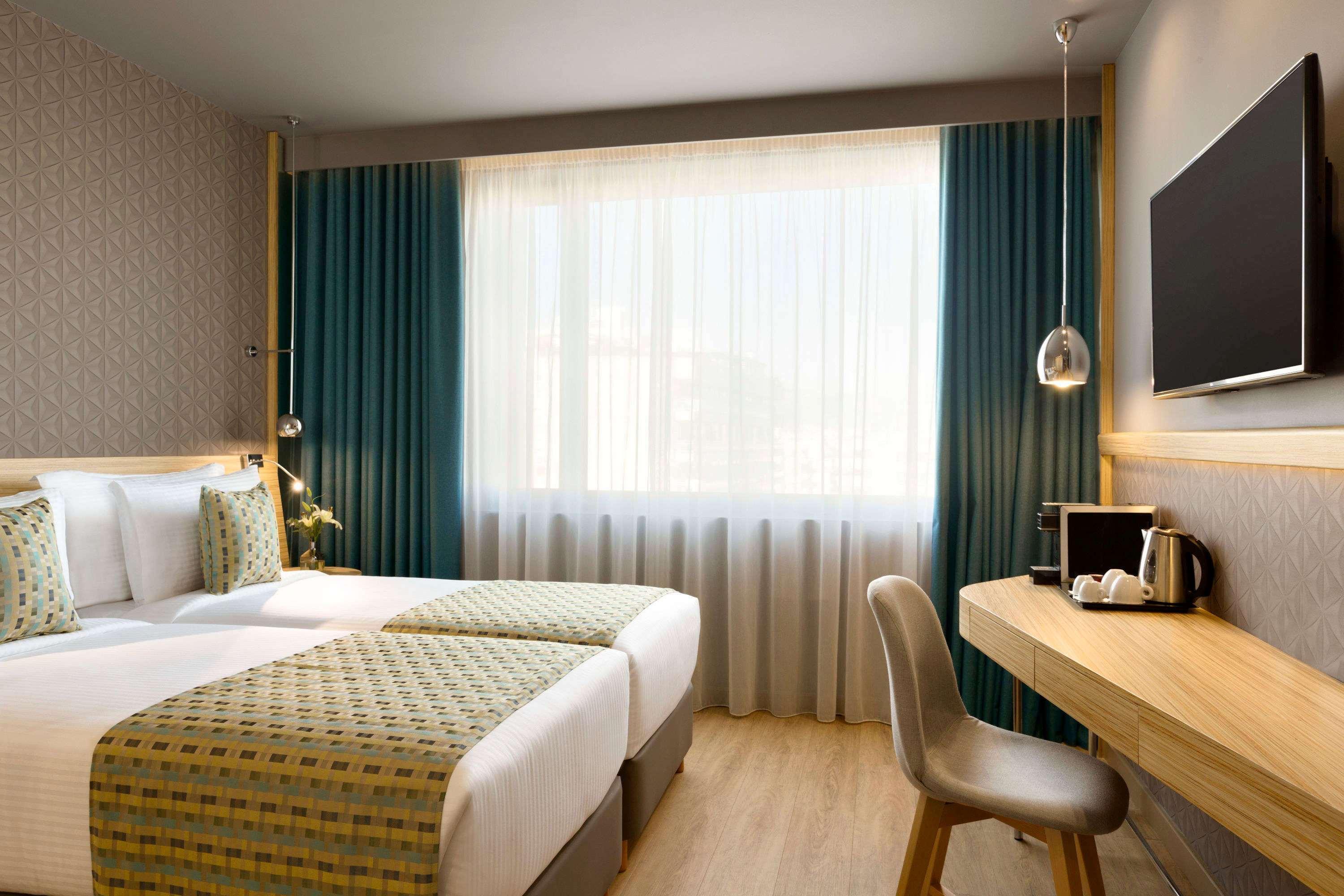 Hotel Wyndham Grand Atene Esterno foto Standard room