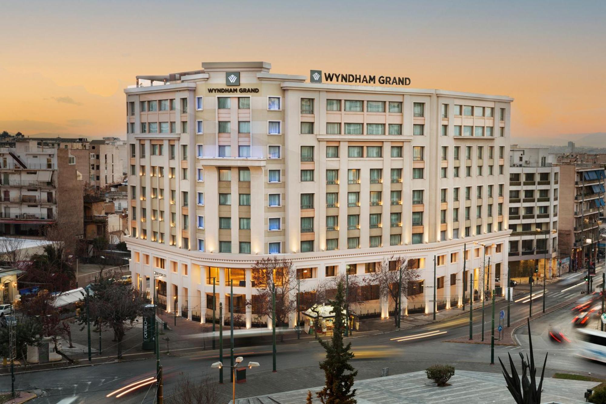 Hotel Wyndham Grand Atene Esterno foto