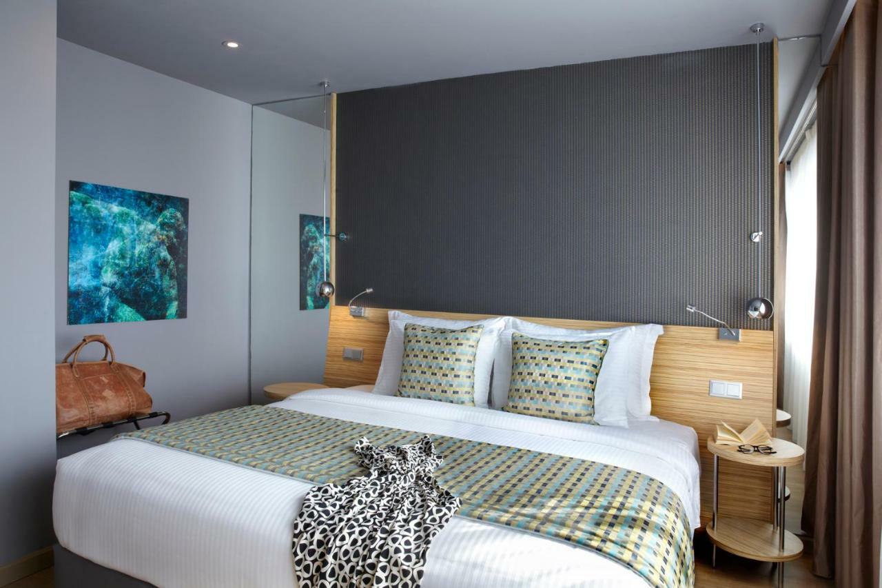 Hotel Wyndham Grand Atene Esterno foto Deluxe Room